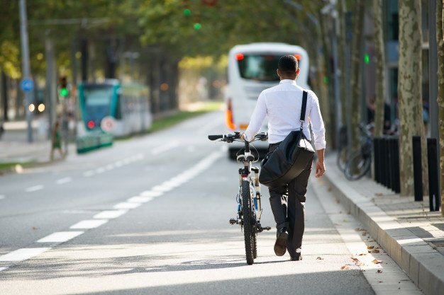  LA MOVILIDAD URBANA, TIPOS, PROBLEMAS Y SOSTENIBILIDAD