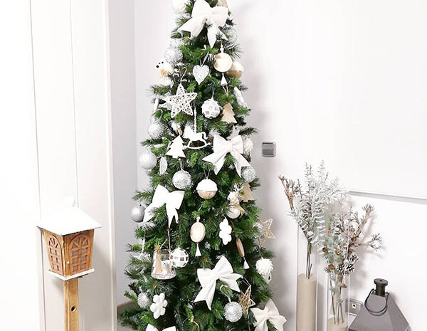  Poner el árbol de navidad en un salon pequeño: 15 ideas eficaces y bonitas.